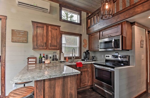Morganton House | Secluded Morganton Tiny Home w/Grills!