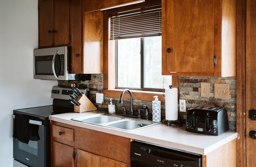 Lovingston Ski Chalet | Secluded Mountain Cabin Firepit 12ppl
