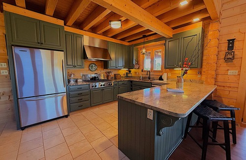 Marvel Cabin | Secluded Mountain Cabin on 68 Acres