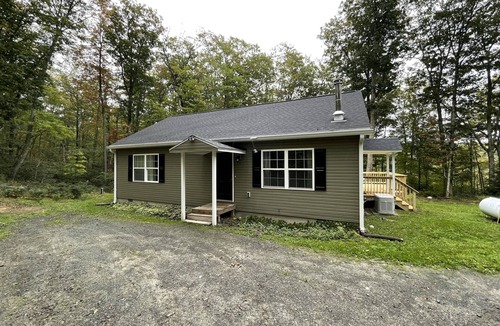 Sabinsville House | Secluded mountain home on over 10 wooded acres, modern, WiFi and pet friendly!