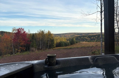 Goshen Cabin | Secluded Mountain-View Cabin with Hot Tub & Endless Country Sky