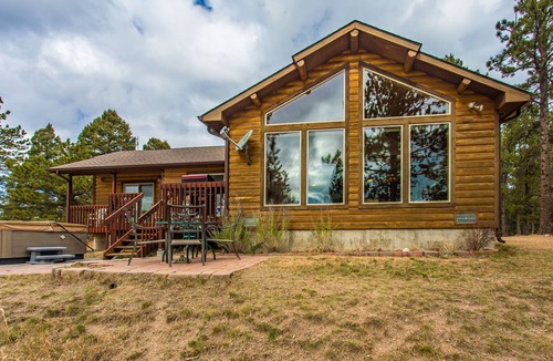 Woodland Park Cabin | Secluded Mtn cabin on 35 acres! Pikes peak view, Hottub,close to attractions!