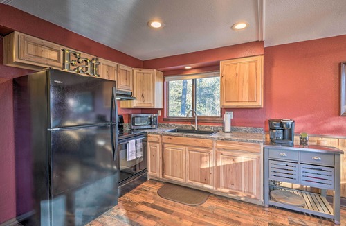 Rainbow Valley Cabin | Secluded Mtn Escape! Cabin 6 Mi to Mueller Park