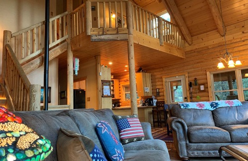 Cloudcroft Cabin | Secluded, Mystic Mountain Lodge w/cinema/arcade rm