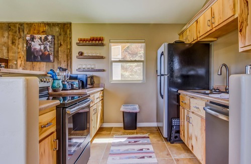 Durango Cabin | Secluded & newly remodeled Durango beauty close to town with large yard