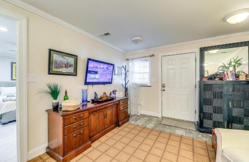 Newport House | Secluded Newport Getaway w/Fire Pit & Grill!