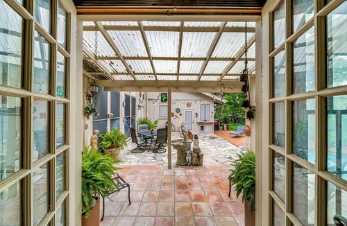 North San Antonio - SAT House | Secluded oasis in the city!