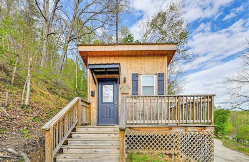 Livingston Cottage | Secluded on 10 Acres: Livingston Getaway w/Sauna!