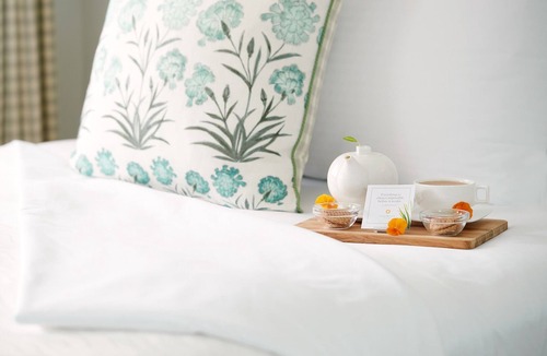 Lake Austin Village Hotel | Secluded Pampering at a Lakeside Lodge with Award-Winning Spa Treatments