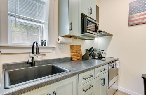 East Stroudsburg Cabin | Secluded Poconos Cabin: 75 Acres & Fire Pit!