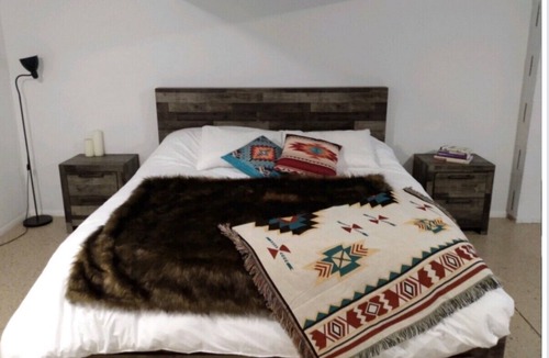 Red Hook Cabin | Secluded Private Cabin on the river