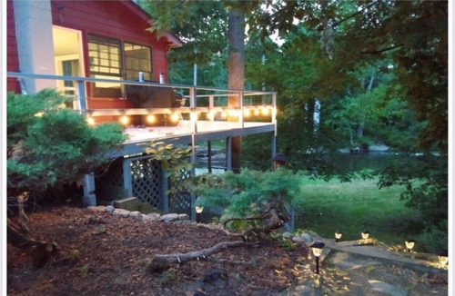 Red Hook Cabin | Secluded Private Cabin on the river