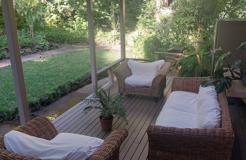 Nambour House | Secluded Rainforest Haven | 3 Acres | Sleeps 7