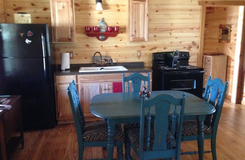 Utopia Cabin | Secluded Ranch Cabin between Garner and Lost Maples