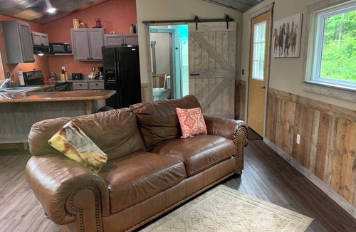 Eminence Cabin | Secluded Ranch House Cabin in Eminence - Ozarks