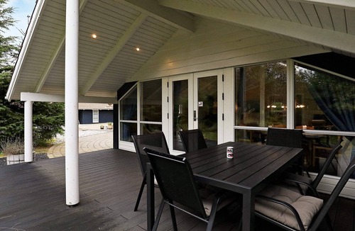 Hou House | Secluded Retreat in Koldkaer