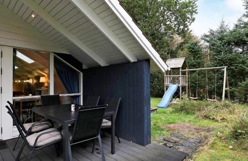 Hou House | Secluded Retreat in Koldkaer