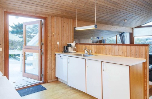 Pøt Strandby House | Secluded Retreat with Sauna