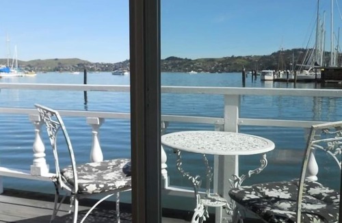 Sausalito Cottage | Secluded, Romantic, Private, on the Water