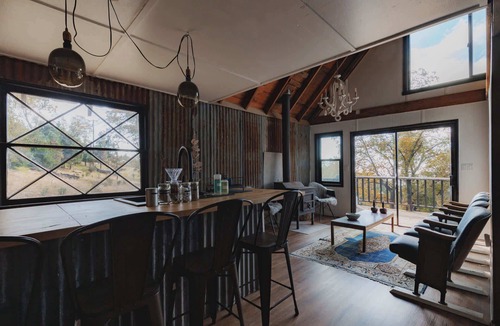 Dunlap Cabin | Secluded rustic 3-bedroom cabin on private land