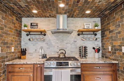 Monroe House | Secluded Sanctuary in Nature