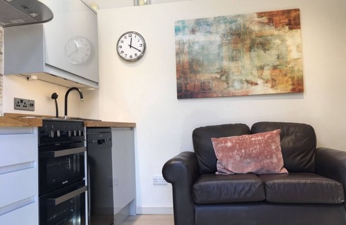 Frampton Cotterell House | Secluded, self-contained converted stables, Russet