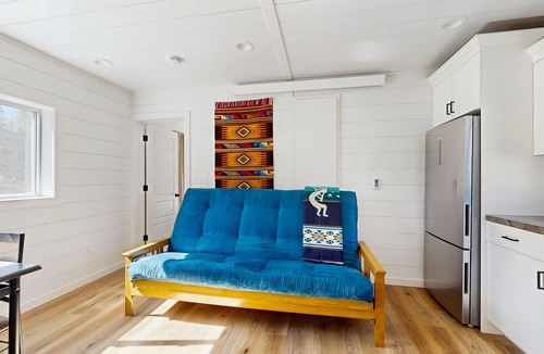 Aspen Springs House | Secluded Southwest Soul: Trails, Views, & Remote Work Ready