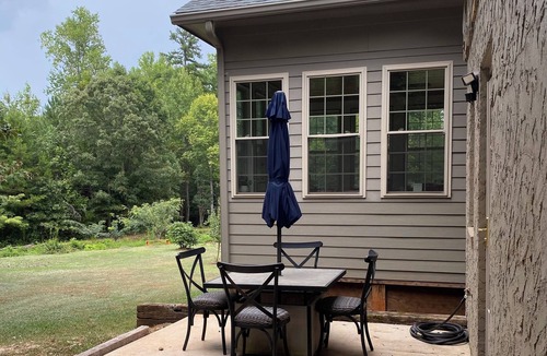 Travelers Rest Apartment | Secluded Spiritual Oasis in Travelers Rest