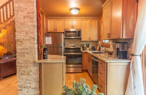Clam River Cabin | Secluded Torch Lake Cabin w/Game Loft & Fire-pit