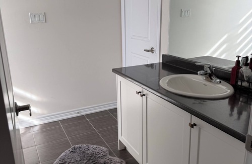 Durham Region House | Secluded Tranquil 4 Bedroom Property
