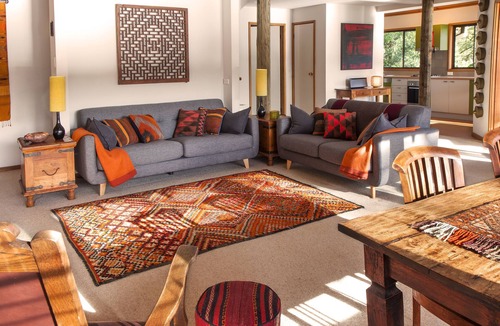 Gunderman House | Secluded Treehouse on the Hawkesbury River