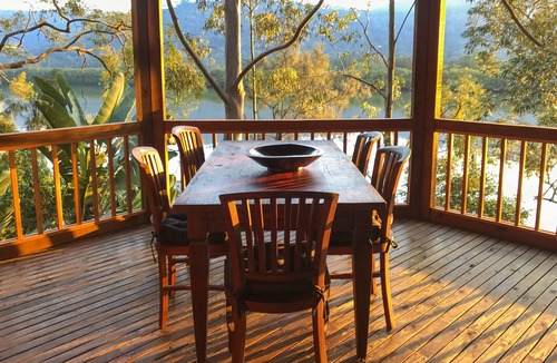 Gunderman House | Secluded Treehouse on the Hawkesbury River