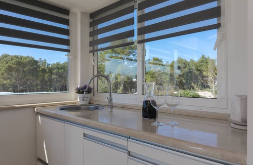 Cove Osibova (Milna) House | Secluded vacation home by the sea