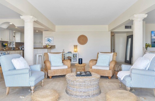 Lauderdale Beach Villa | Secluded Villa Heated Pool & Exclusive Beach Access