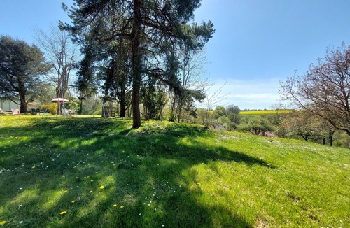 Beaulieu-sur-Loire House | Secluded vineyard with jacuzzi