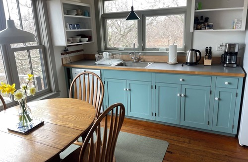 Aquinnah Cottage | Secluded Waterfront - North Shore - Private Beach