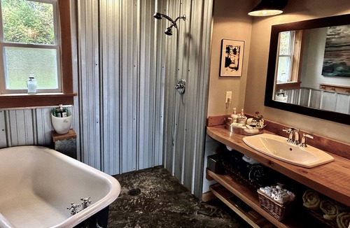 Burdett House | Secluded Wine Trail EcoBarn w/ Grand Sunset View