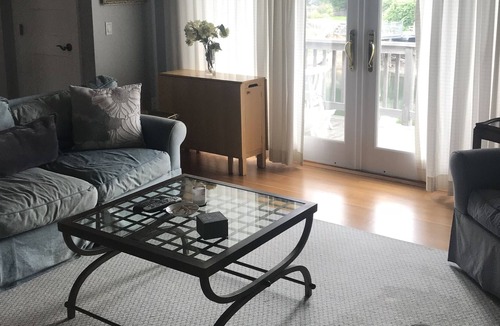 Fairfield Apartment | Second floor Beautiful Apartment