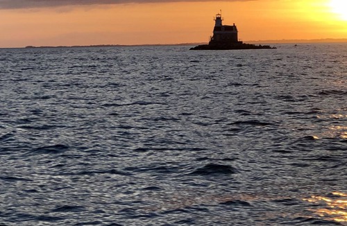 Fairfield Apartment | Second floor Beautiful Apartment