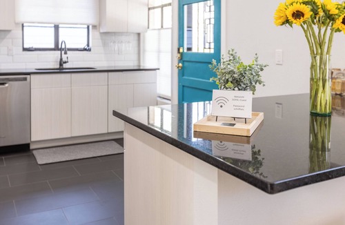 Alta Vista Apartment | Second Floor Serenity in a Great Location!