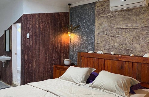 Padang House | Second Hope Lodge
