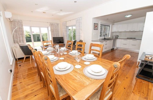 Orange House | Secret Cottage - Charming & Lovingly Restored