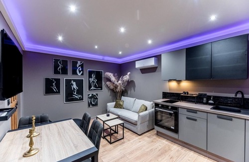 Montauban Apartment | Secret Desire