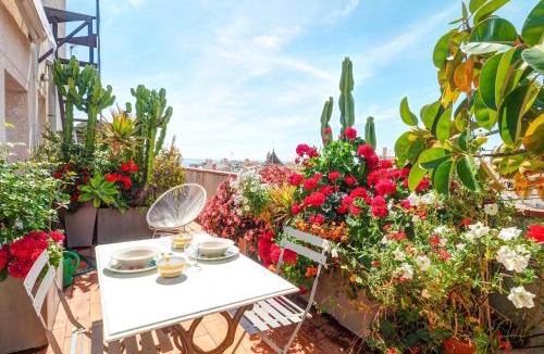 Sitges Apartment | Secret Garden Apartment by Hello Homes Sitges