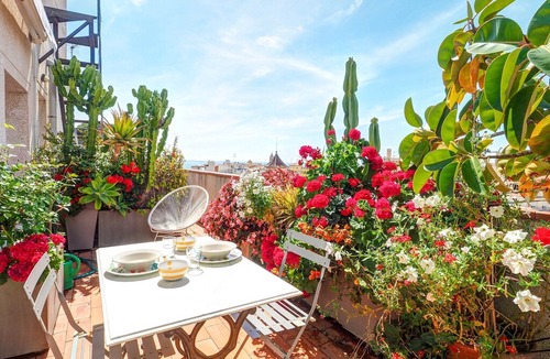 Sitges Apartment | Secret Garden Apartment