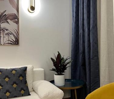 Secteur 2 Apartment | Secret garden Calme et terrasse en hyper-centre