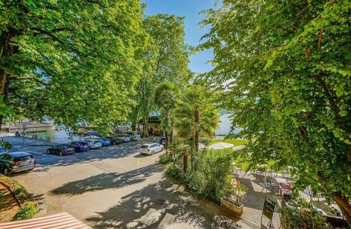 Montreux Apartment | Secret Garden studio – Lakefront