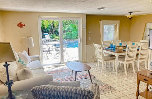 Anna Maria House | Secret Garden