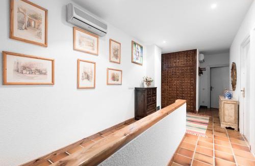 Haro House | Secret Garden Village Haro