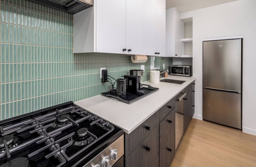 Wallingford Apartment | Secret Hideaway - New Custom Built Home